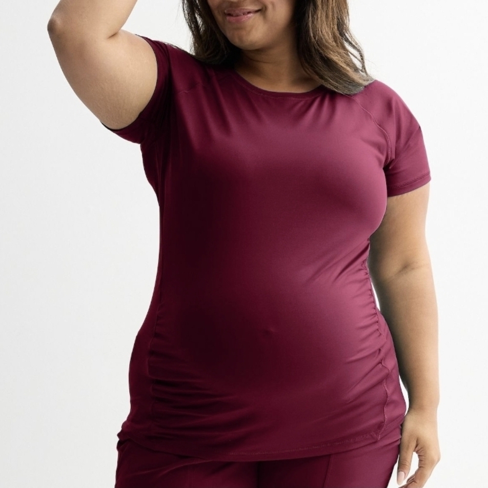NEW 1X MATERNITY DRI-FIT ATHLETIC TECH SHORT SLEEVE TSHIRT TOP BURGUNDY MAROON